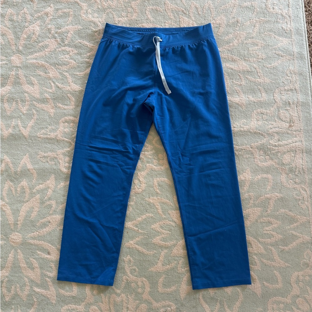 FIGS women’s Livingston basic scrub pants Royal blue L